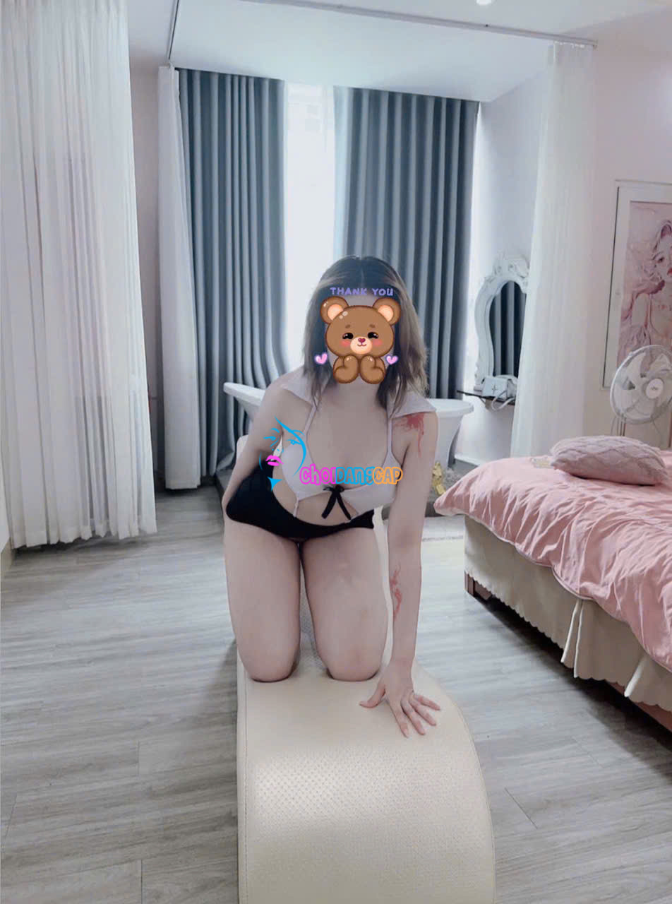 3 3