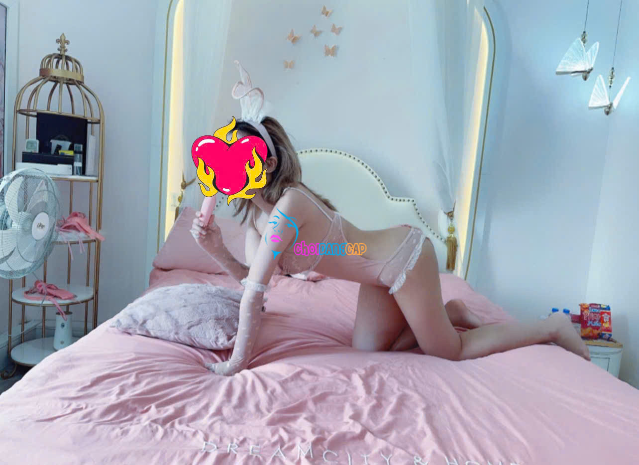 9 9