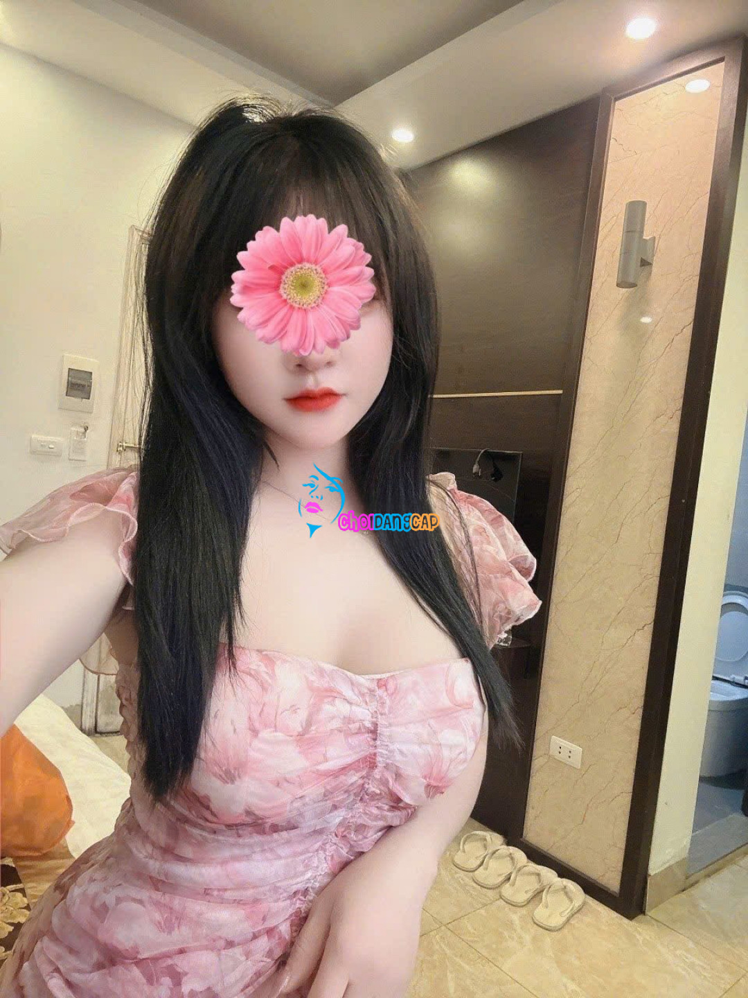 1000006402a759f370cc74a434