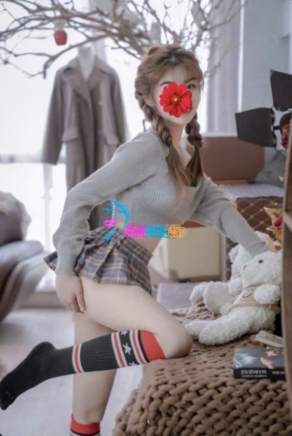 1J2JE93KE_96EJLU.jpg