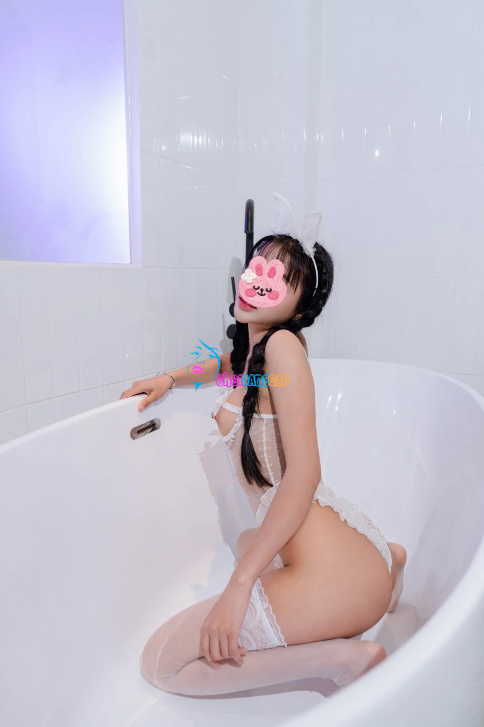 1378790