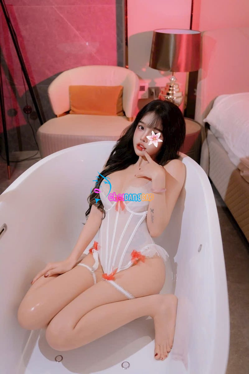 cb7b80db 4990 4deb a4d1 0fe554c8d91d optimized